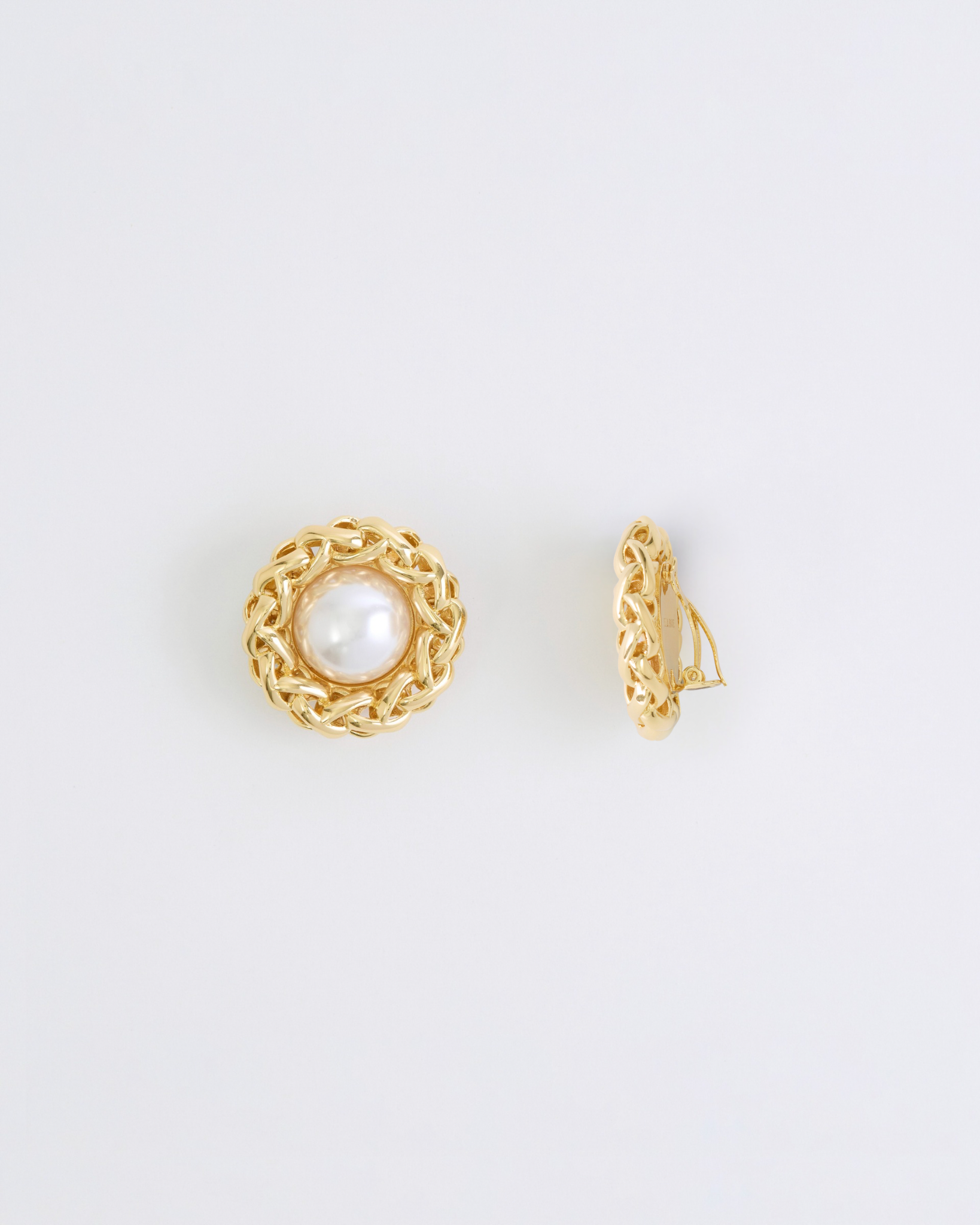 Victoria Pearl Earrings